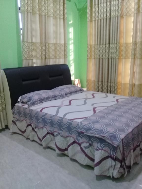 Mirza Homestay Marang Exterior photo